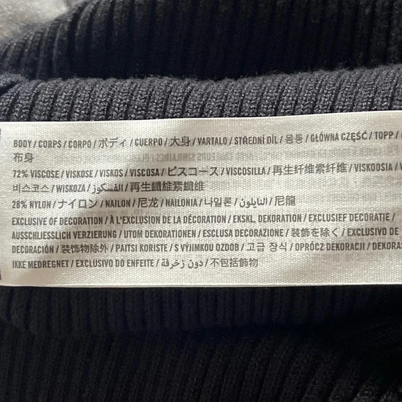 Abercrombie & Fitch Long Sleeve Knit Ribbed
Button Down Bodycon Dress Size XS - Picture 10 of 11